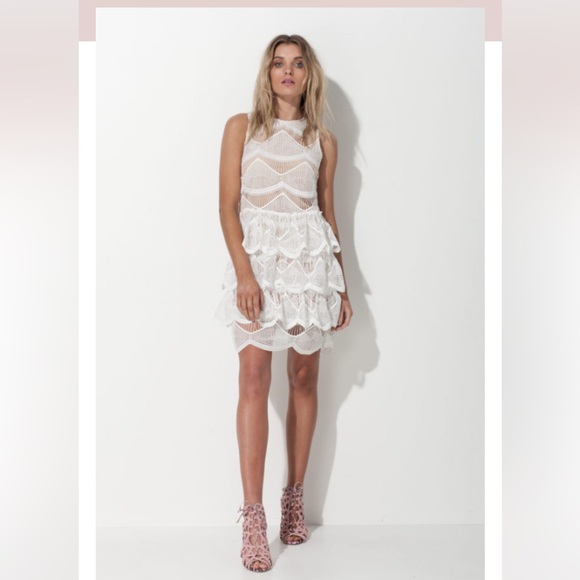 mossman Dresses & Skirts - MOSSMAN White Size 10 THE SPANISH RENAISSANCE DRESS Nude Lining Lace